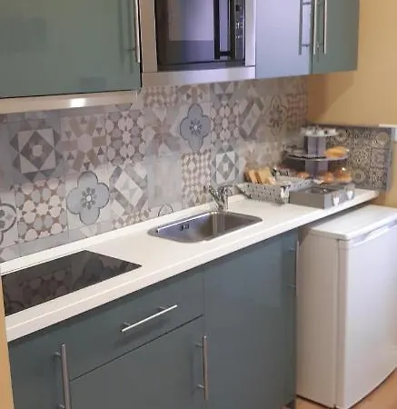 Il Glicine كييتي