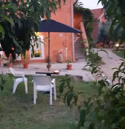 Alojamento de Acomodação e Pequeno-almoço Il Glicine